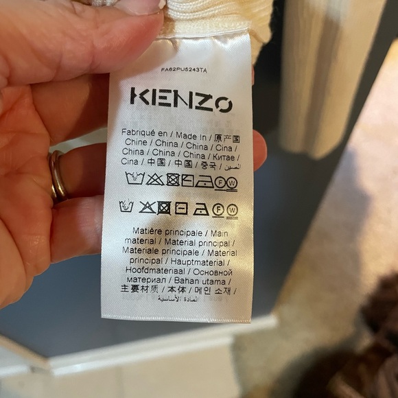 Kenzo Cream Ribbed Top with Iconic Patch - Picture 5 of 5